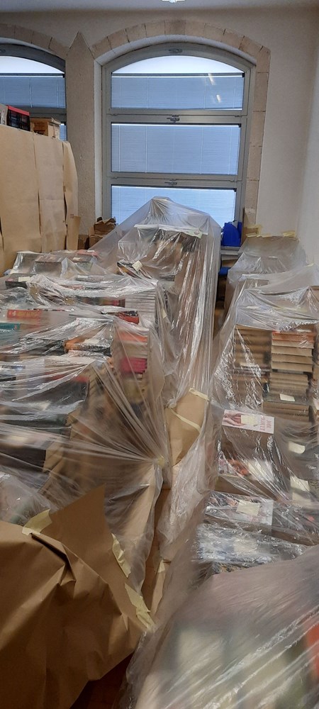 Uz pomoć volontera očišćeno gotovo 200.000 knjiga